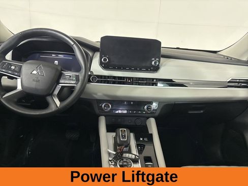 Used 2023 Mitsubishi Outlander SEL image 25