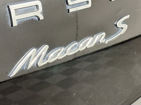 Used 2017 Porsche Macan S AWD/4WD image 26