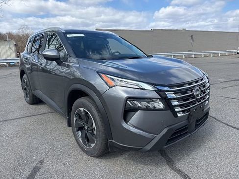 Certified 2024 Nissan Rogue SV w/ SV Premium Package image 3