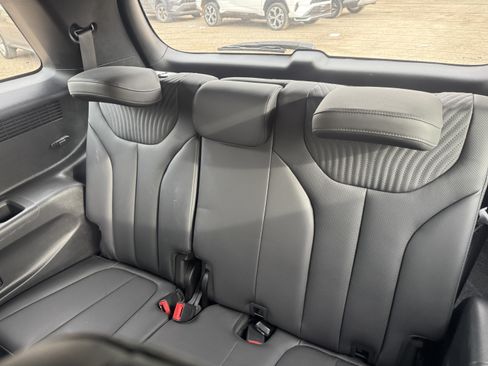 Used 2023 Hyundai Palisade Calligraphy w/ Cargo Package image 17