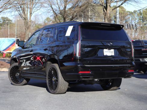 Used 2026 Cadillac Escalade Platinum Sport image 3