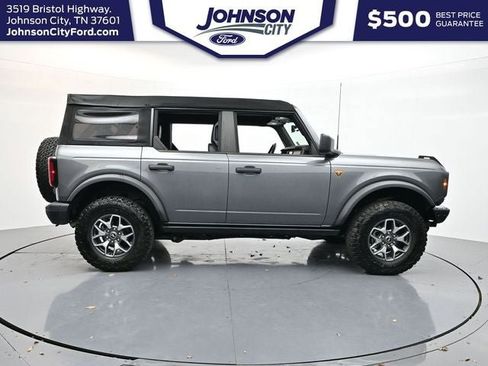 Used 2024 Ford Bronco Badlands AWD/4WD image 14