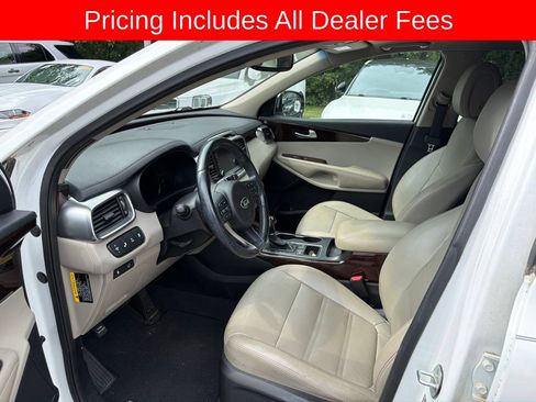 Used 2016 Kia Sorento EX w/ EX Touring Package FWD image 3