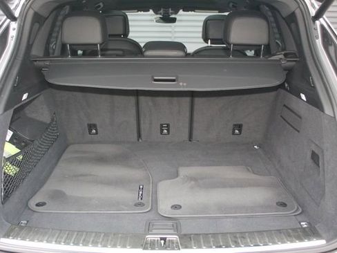 Certified 2023 Porsche Cayenne image 12