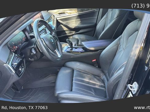 Used 2022 BMW 530i w/ Premium Package RWD image 25