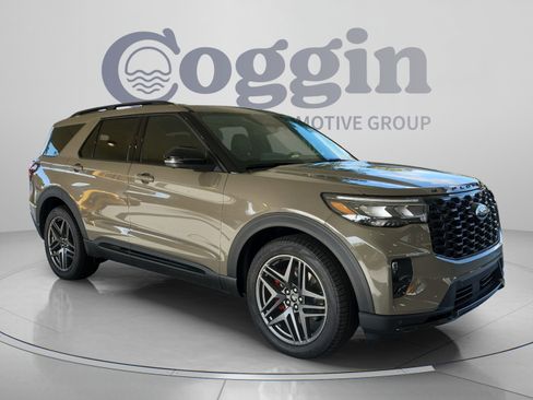 New 2026 Ford Explorer ST w/ Sun And Sound Package AWD/4WD image 7