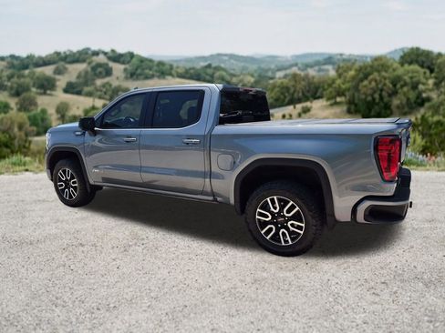 Used 2021 GMC Sierra 1500 AT4 w/ AT4 Value Package AWD/4WD image 7