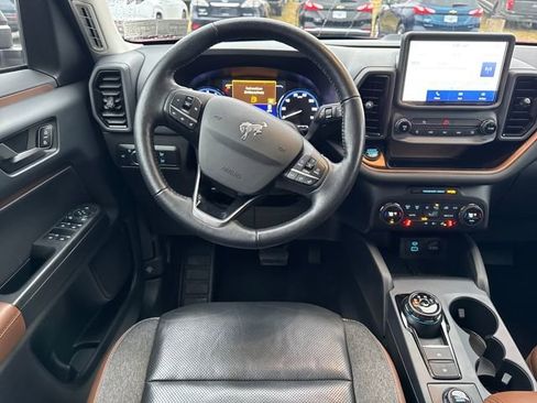 Used 2021 Ford Bronco Sport Outer Banks image 13