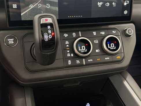 New 2026 Land Rover Defender 110 S AWD/4WD image 18