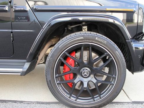 Used 2020 Mercedes-Benz G 63 AMG 4MATIC w/ G Manufaktur Interior Package image 32