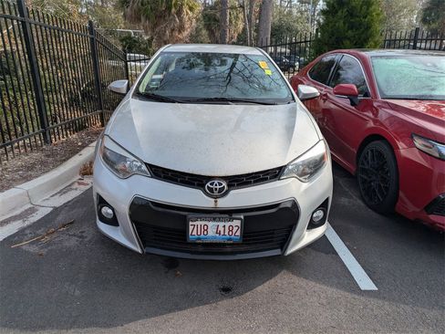 Used 2015 Toyota Corolla S image 2