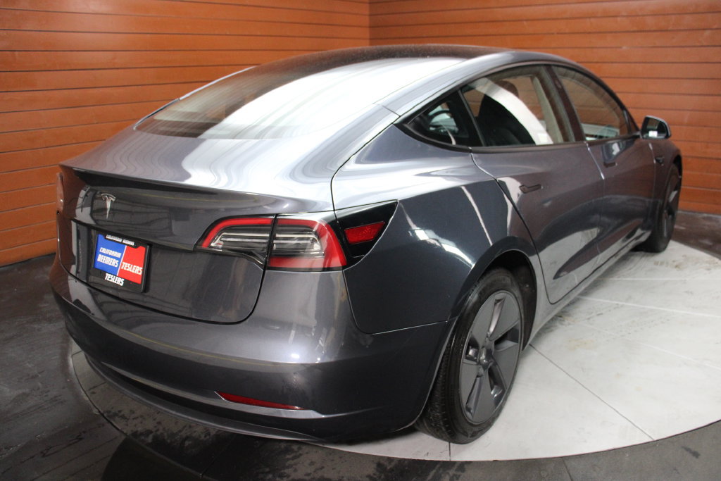 Used 2023 Tesla Model 3 Standard Range RWD image 2