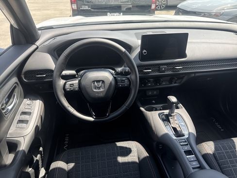 New 2027 Honda HR-V Sport image 10