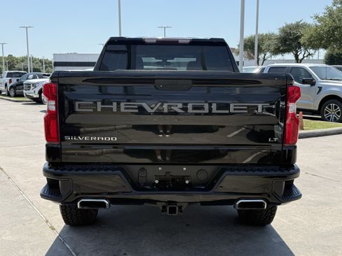 Used 2019 Chevrolet Silverado 1500 LT Trail Boss w/ Convenience Package AWD/4WD image 6