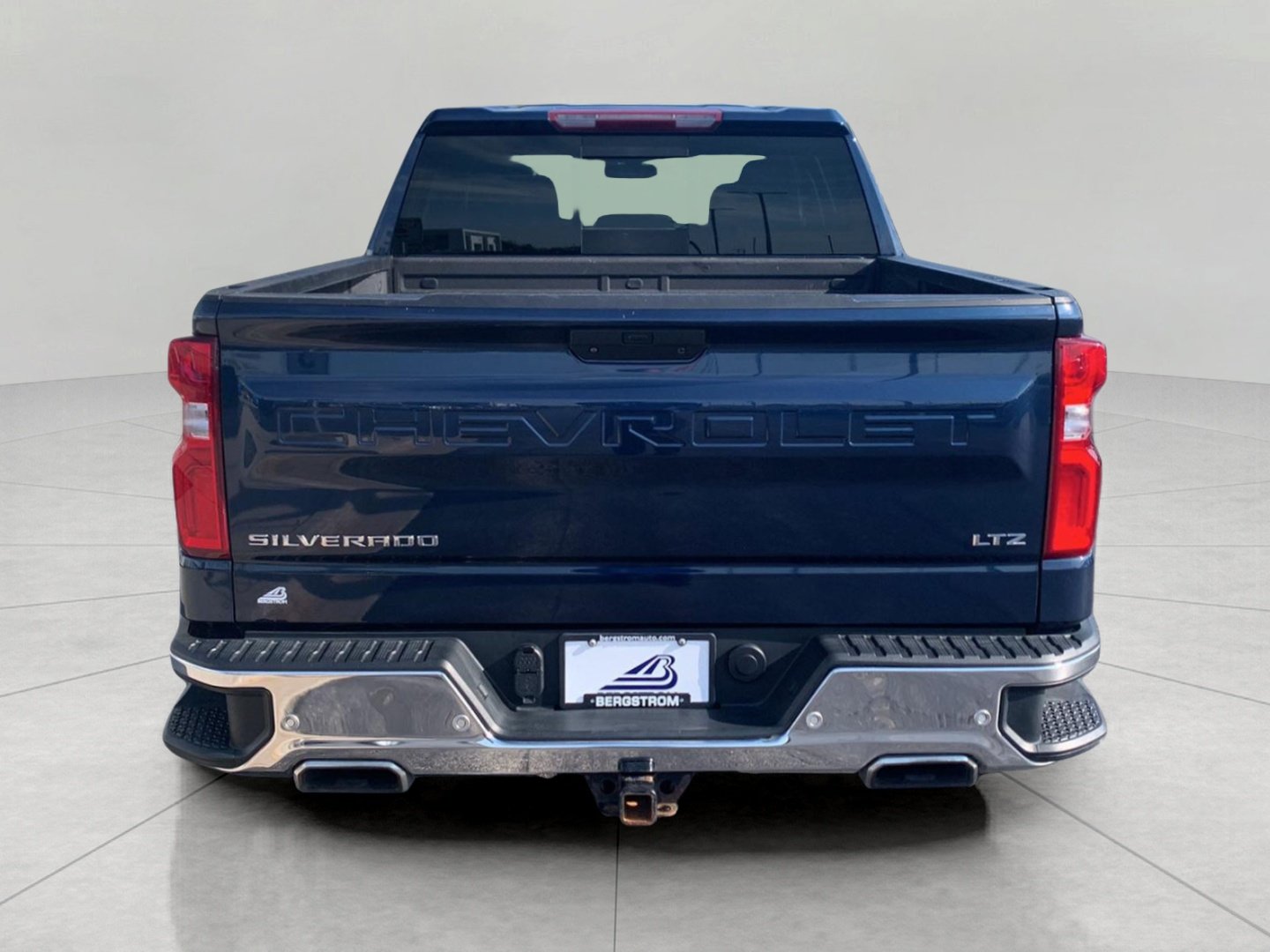 Used 2021 Chevrolet Silverado 1500 LTZ AWD/4WD image 6
