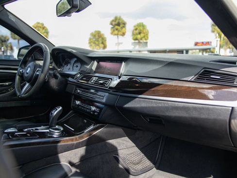 Used 2016 BMW 528i Sedan RWD image 23