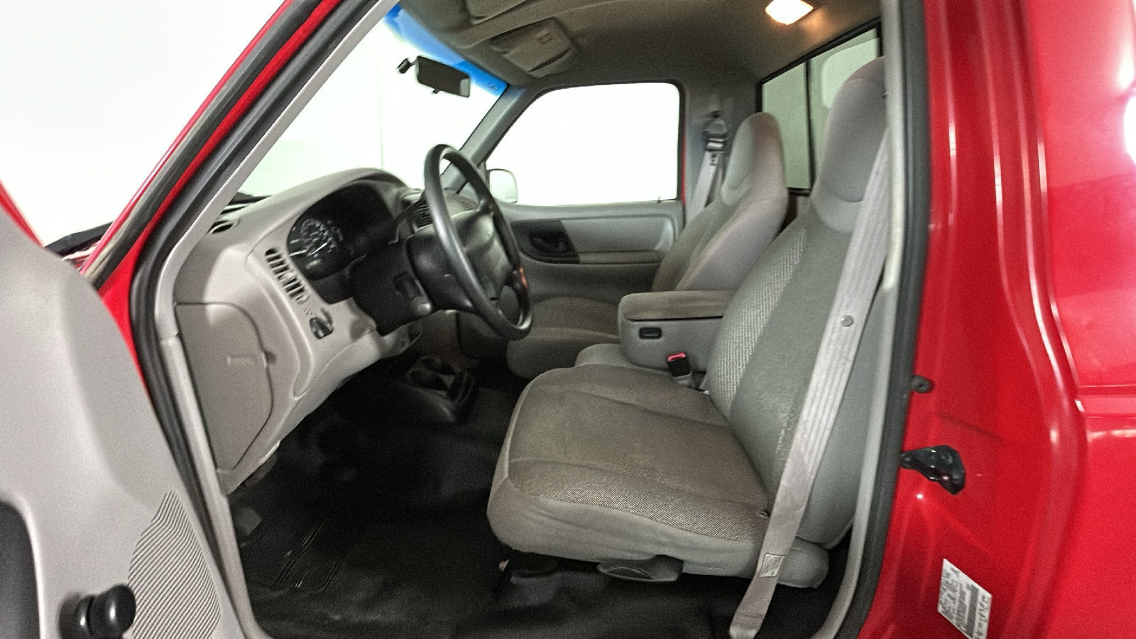 Used 2000 Ford Ranger XL RWD image 11