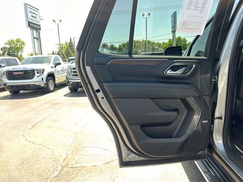 Used 2024 Chevrolet Tahoe High Country w/ Max Trailering Package AWD/4WD image 28