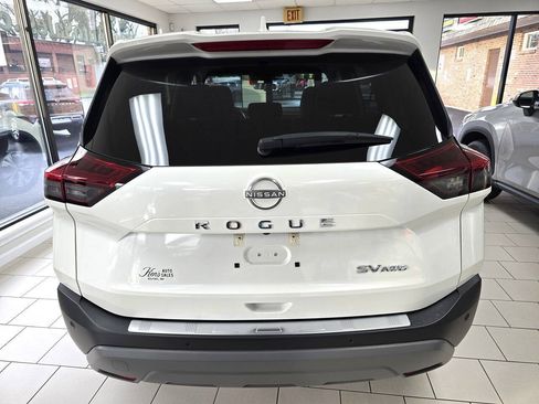 Used 2023 Nissan Rogue SV w/ SV Premium B Package AWD/4WD image 9