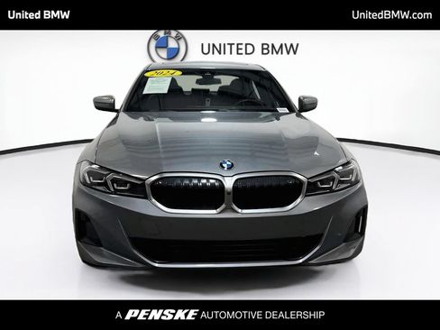 Used 2024 BMW 330i Sedan w/ Premium Package RWD image 2