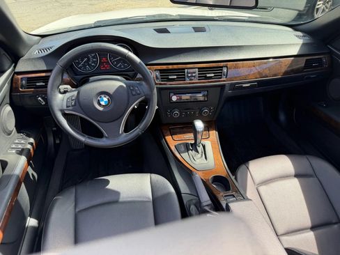 Used 2013 BMW 328i Convertible RWD image 34
