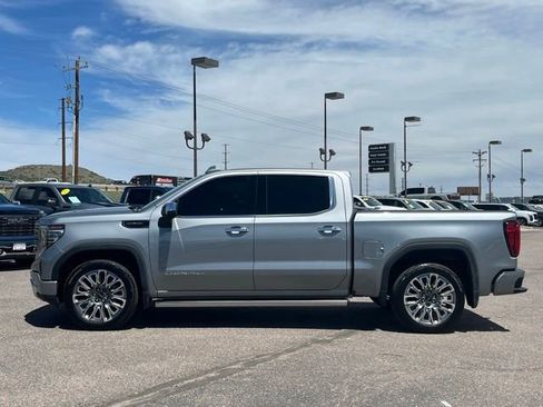 Used 2023 GMC Sierra 1500 Denali Ultimate AWD/4WD image 2