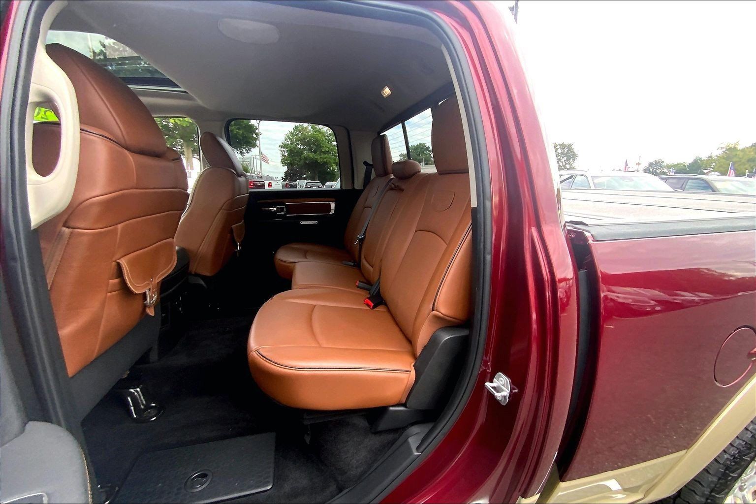 Used 2017 RAM 1500 Laramie Longhorn AWD/4WD image 17