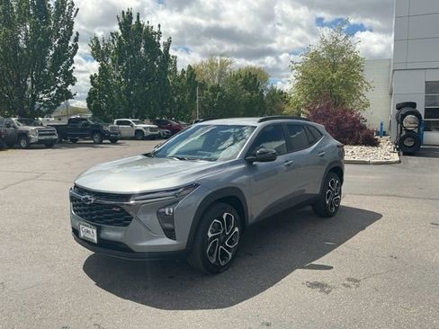 New 2026 Chevrolet Trax RS FWD image 8