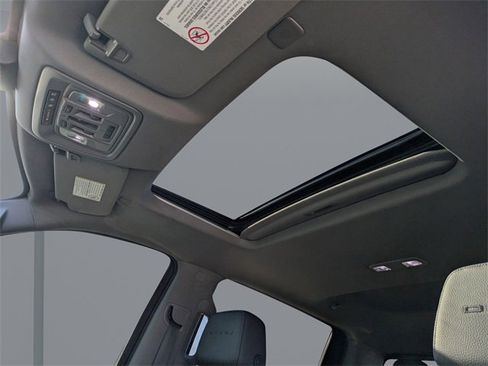 Used 2021 GMC Sierra 3500 Denali w/ Denali Ultimate Package image 20