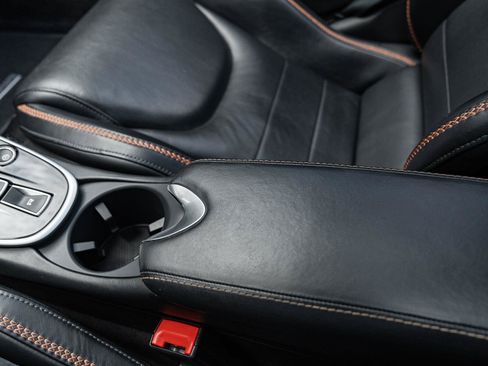Used 2023 McLaren GT RWD image 42