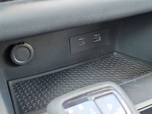 Used 2024 Nissan Pathfinder S AWD/4WD image 33