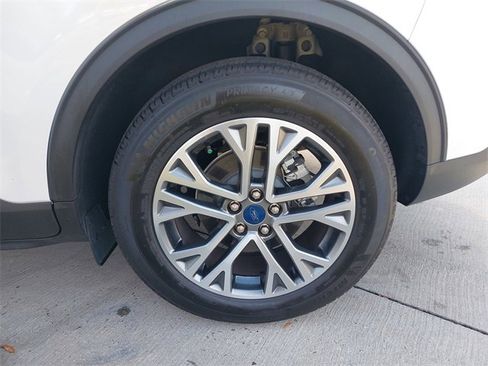 Certified 2022 Ford Escape SEL image 30