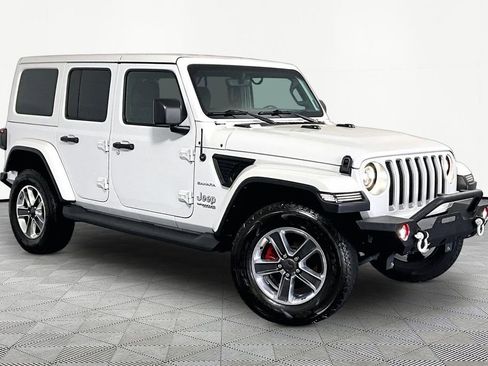 Used 2022 Jeep Wrangler Unlimited Sahara w/ Cold Weather Group AWD/4WD image 1