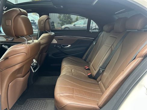 Used 2017 Mercedes-Benz S 550 Sedan image 12