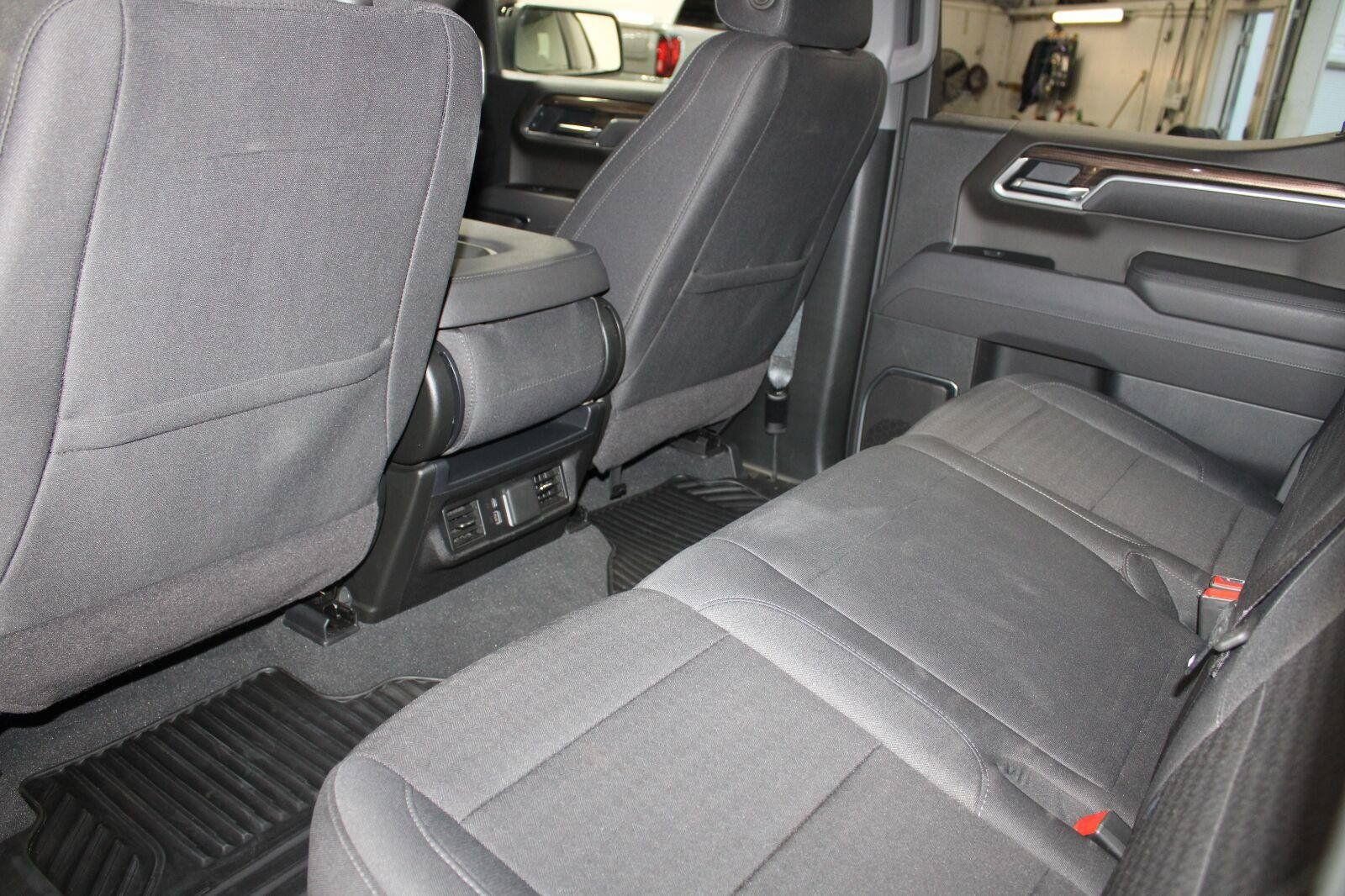 Used 2026 Chevrolet Silverado 1500 RST AWD/4WD image 25