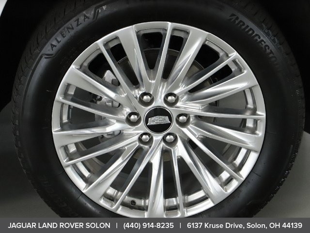 Used 2025 Cadillac Escalade Premium Luxury AWD/4WD image 42
