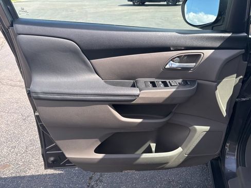 Used 2016 Honda Odyssey EX-L image 27