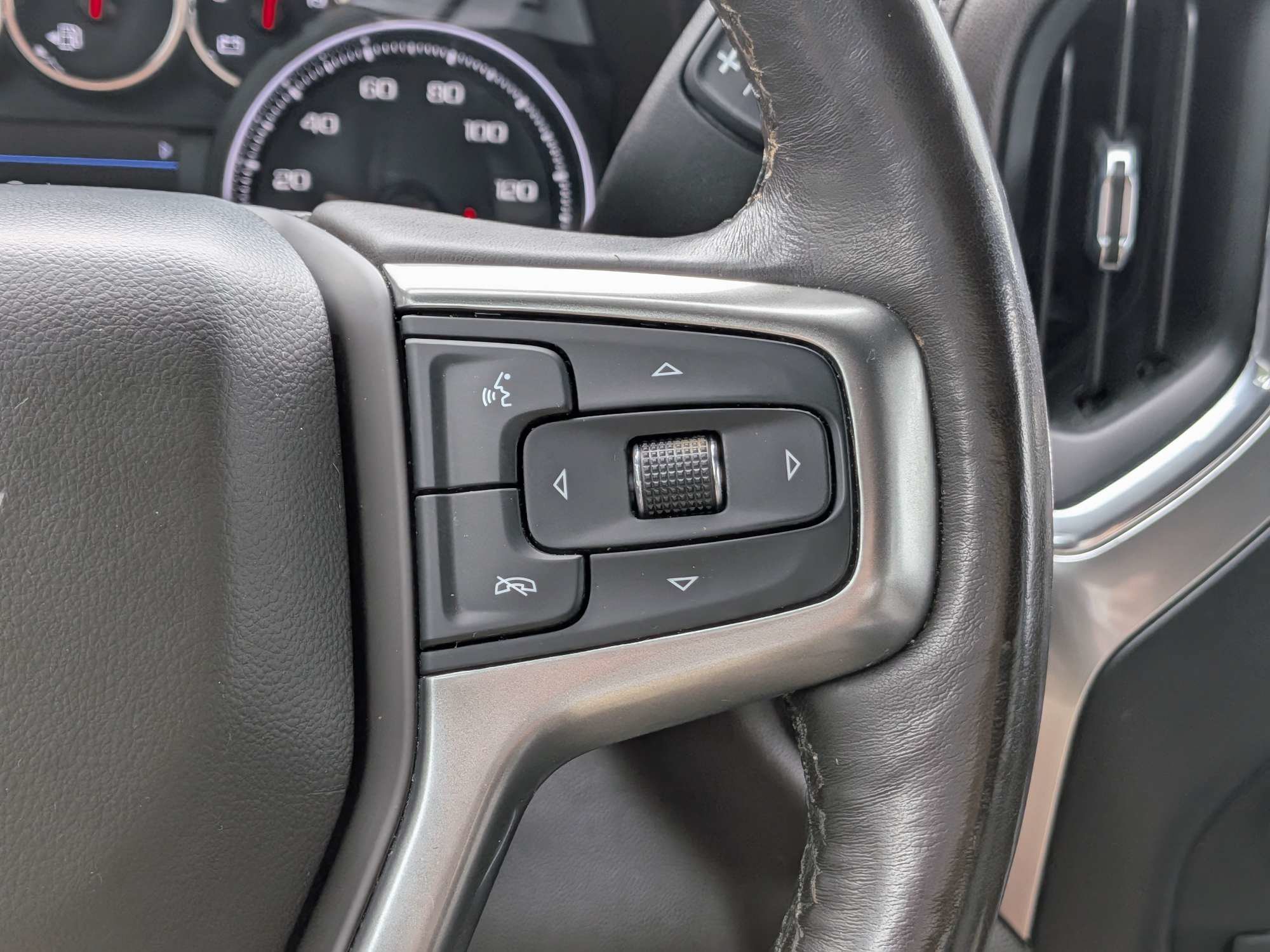 Used 2021 Chevrolet Silverado 1500 RST AWD/4WD image 25