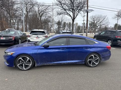 Used 2022 Honda Accord Sport Special Edition image 2