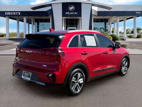 Used 2022 Kia Niro LXS FWD image 3