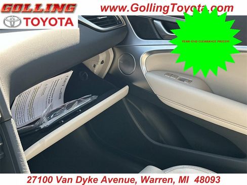 Used 2020 Genesis G70 2.0T Sport image 36