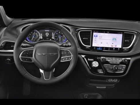 New 2026 Chrysler Pacifica Select w/ S Appearance Package image 8