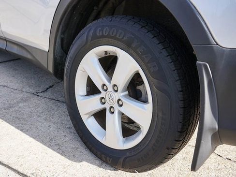 Used 2014 Toyota RAV4 XLE image 6