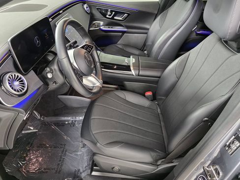 Certified 2023 Mercedes-Benz EQE 500 4MATIC SUV image 9