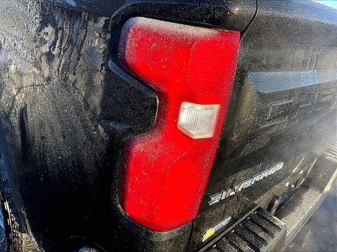 Used 2022 Chevrolet Silverado 1500 RST w/ Z71 Off-Road Package image 33