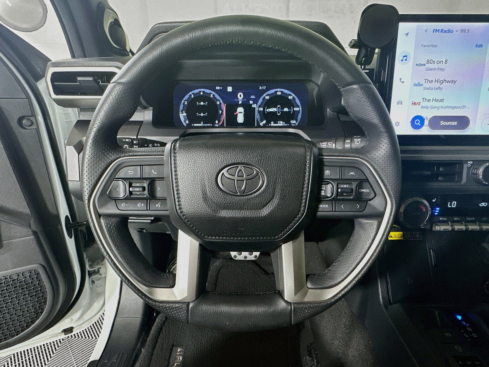Used 2026 Toyota 4Runner TRD Sport Premium AWD/4WD image 15