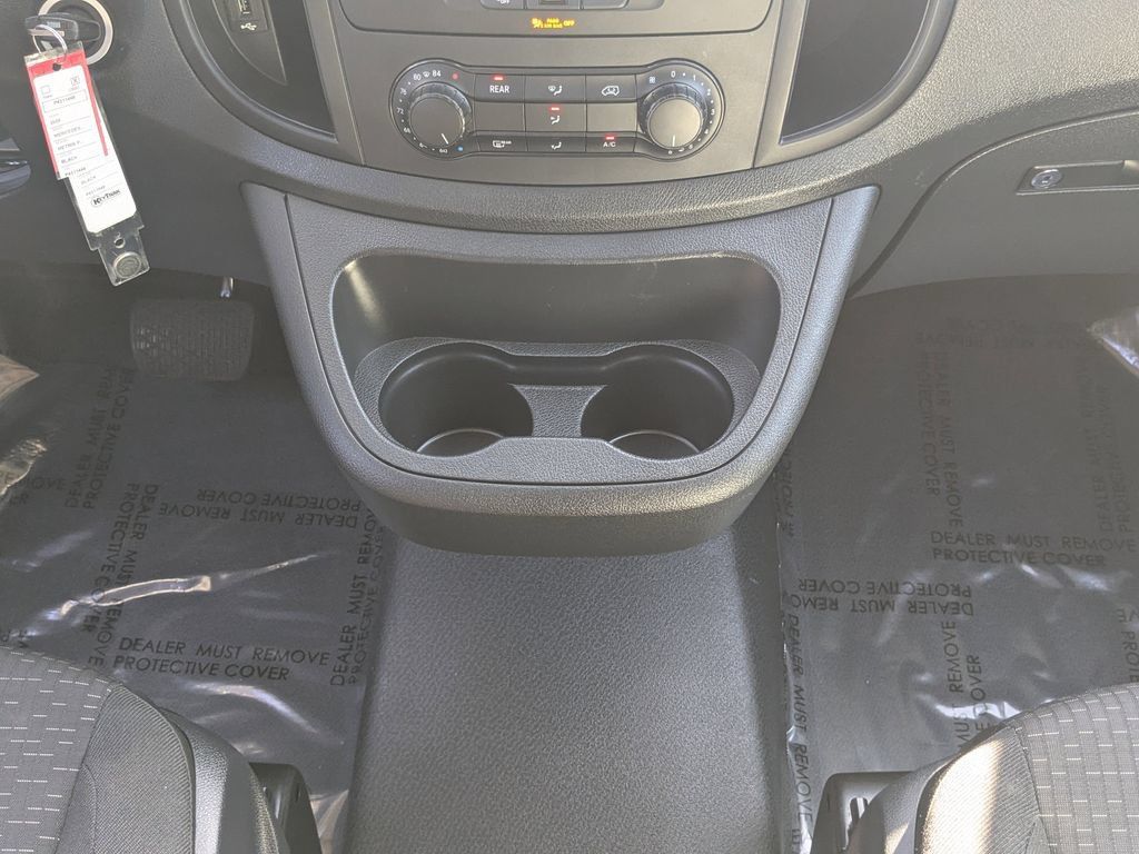 Used 2023 Mercedes-Benz Metris Passenger image 6