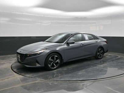 Used 2023 Hyundai Elantra Limited