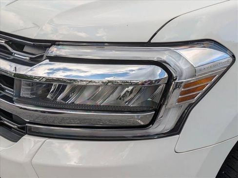 Used 2022 Ford Expedition Max Limited AWD/4WD image 7