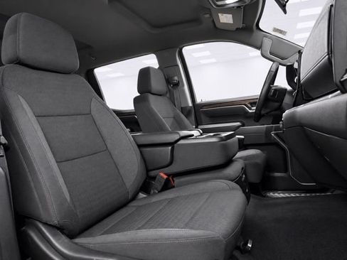 Used 2025 Chevrolet Silverado 1500 LT AWD/4WD image 18
